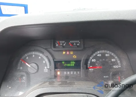 2014 Ford Econoline E250 Van z USA, uszkodzony, nr VIN 1FTNS2EWXEDA01133